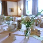 Neuwirt Hotel