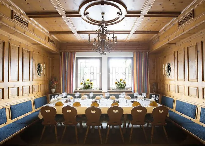 Neuwirt Hotel 3*