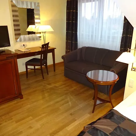 Hotel Neuwirt Zorneding