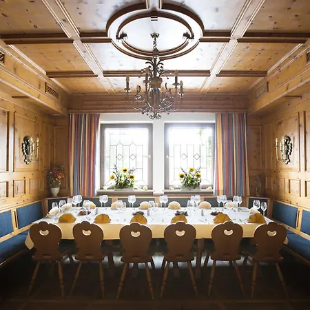Neuwirt Hotel