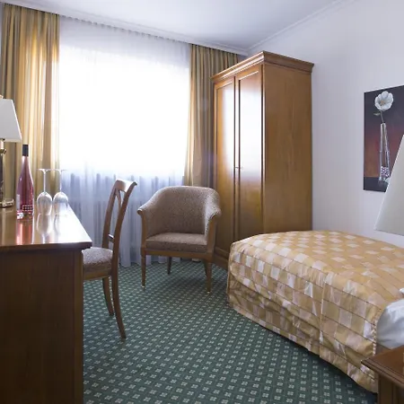 Neuwirt Hotel Zorneding