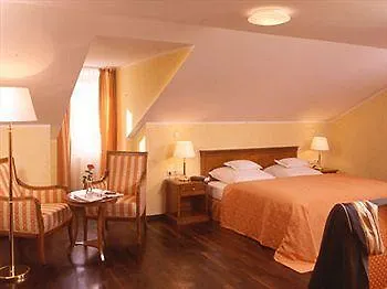 Neuwirt Hotel