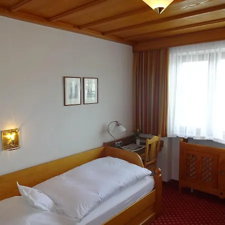 Neuwirt 3* Zorneding