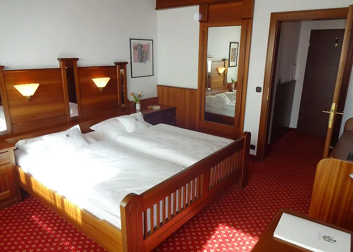 Hotel Neuwirt Zorneding