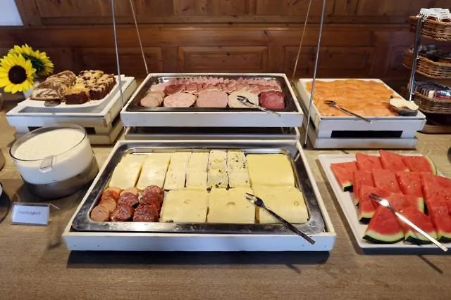 Neuwirt 3* Zorneding